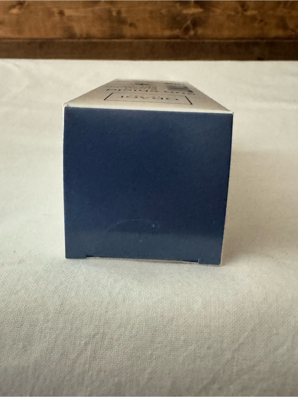 Obagi Sun Shield Tint SPF 50 — White and Blue Packaging - Picture 5 of 5